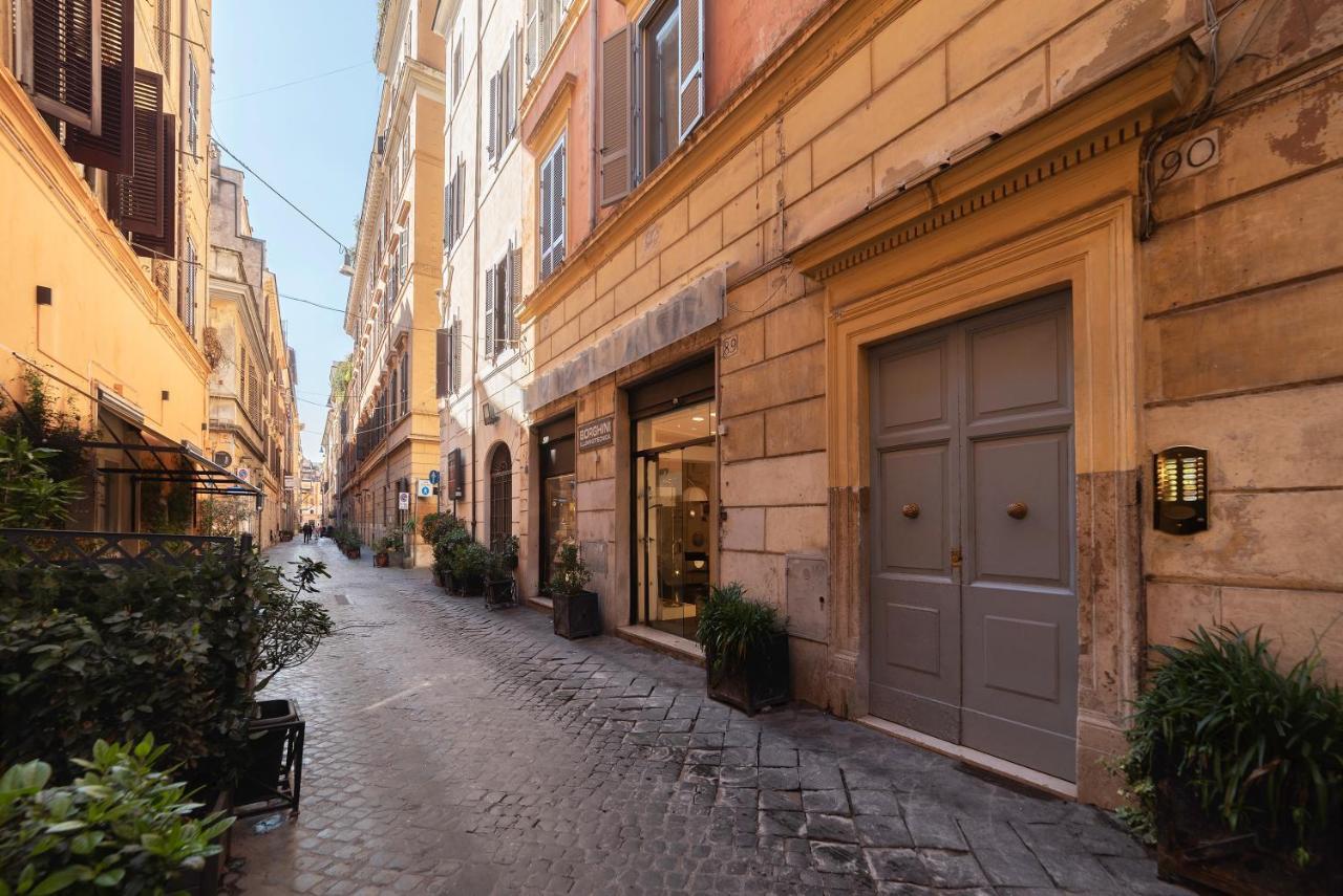 Spanish Steps Corner Рим Екстериор снимка
