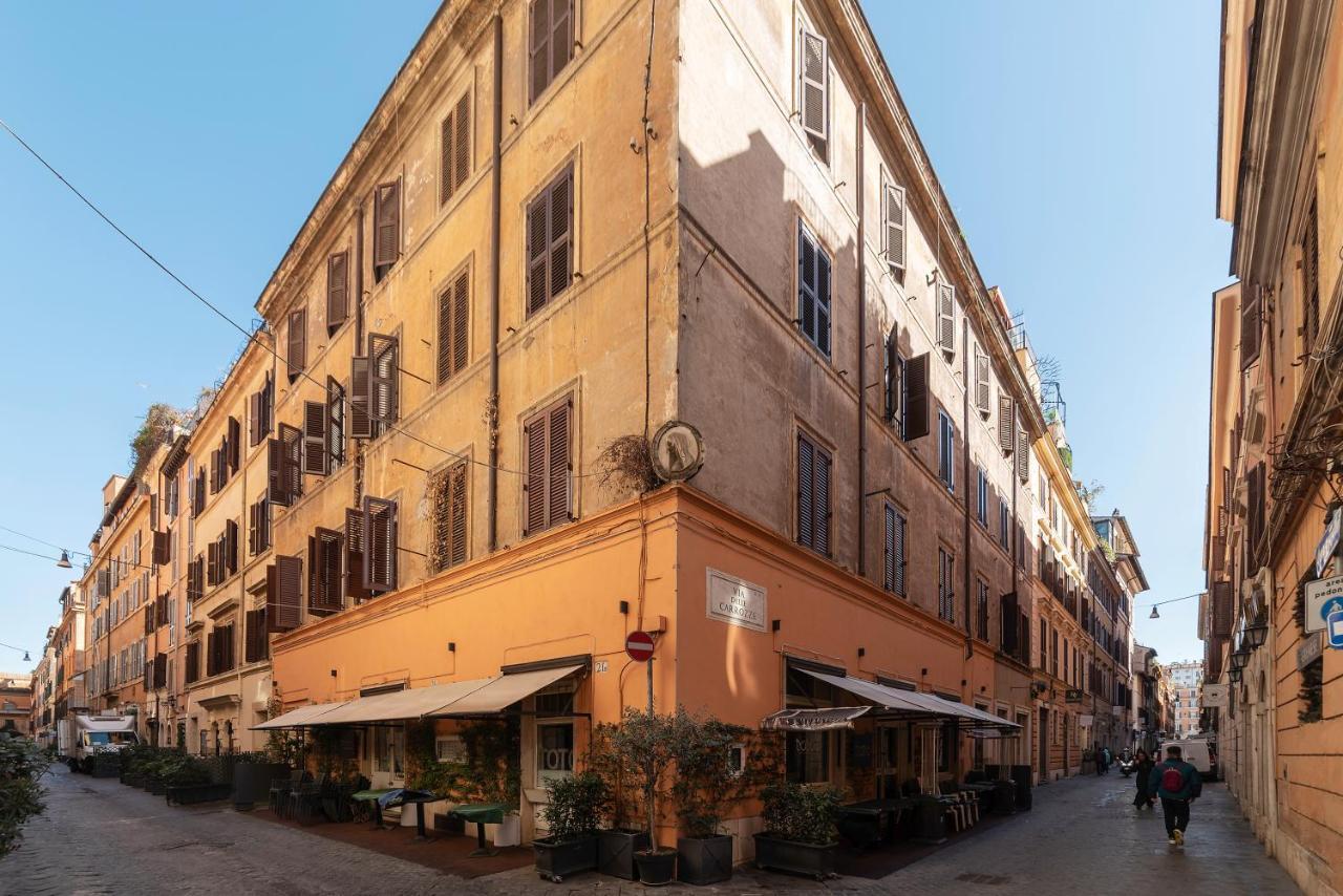 Spanish Steps Corner Рим Екстериор снимка